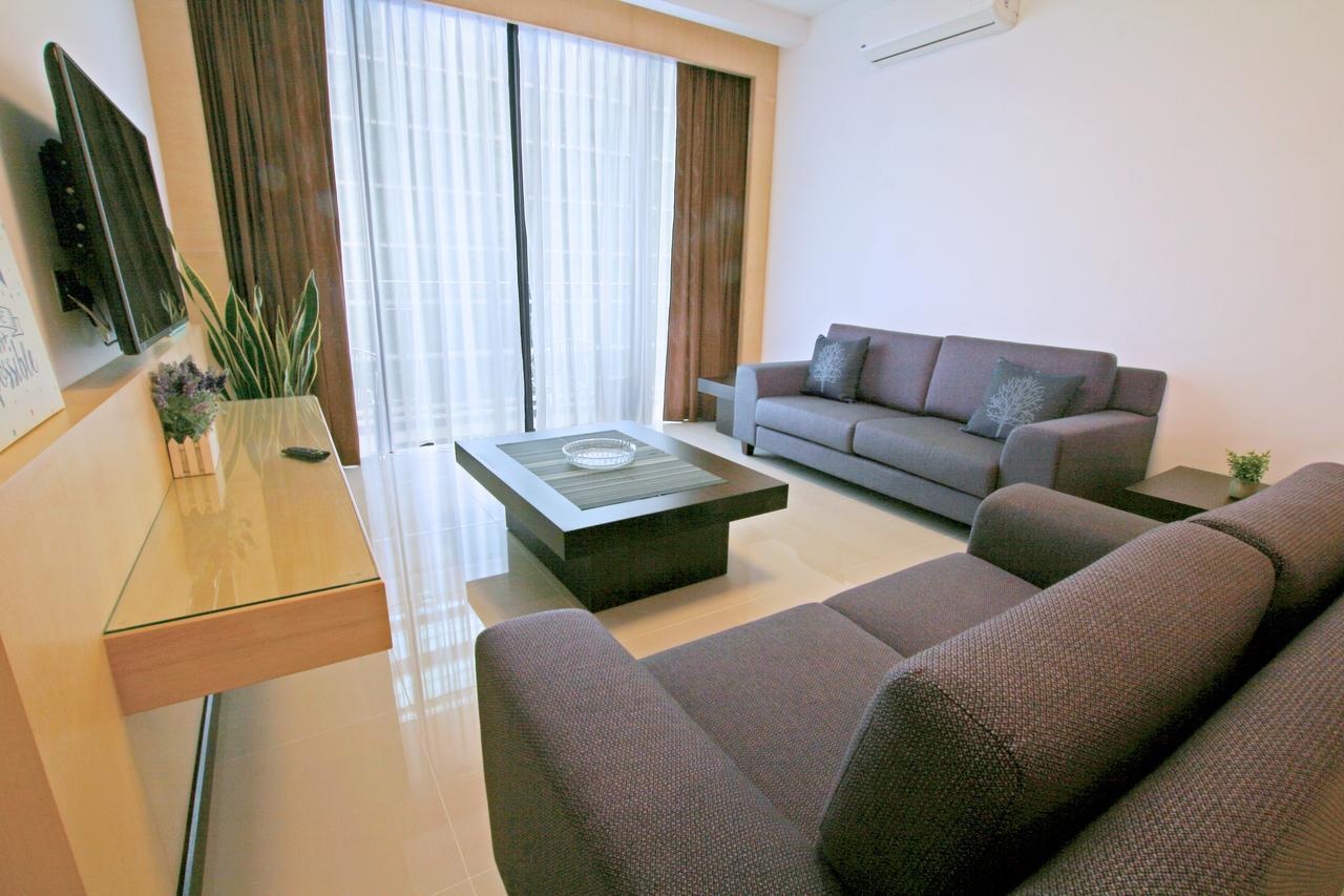 Bernard 2 @ Boulevard Imperial Apartment